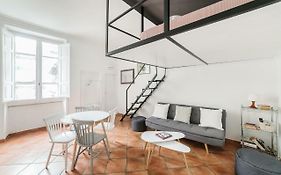 Sleep In The Clouds Near Piazza Navona